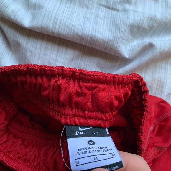 Nike shorts - Picture 2 of 2